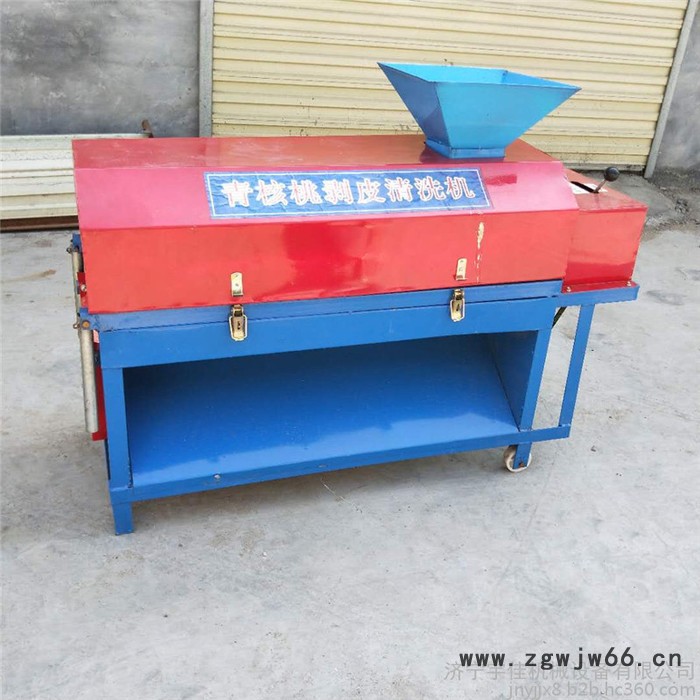 山西鲜湿核桃扒皮机 滚筒式电动核桃去皮机 青皮核桃脱皮机图5