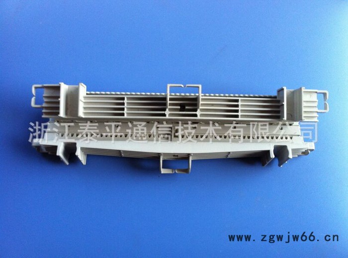 科隆KRONE超五类高频模块,FT 25对直通式模块配线架,轨装式模块图3