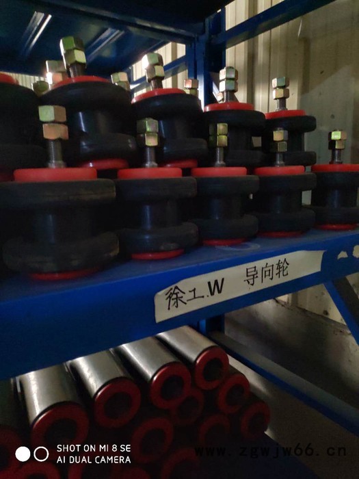 铣刨机耐磨件，铣刨机配件,铣刨机尾门刮板，铣刨机驱动滚筒，铣刨机从动滚筒图2