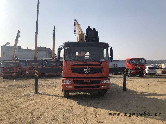 东风特商直通三层12吨徐工随车吊，随车吊厂家咨询，24小时报价图4