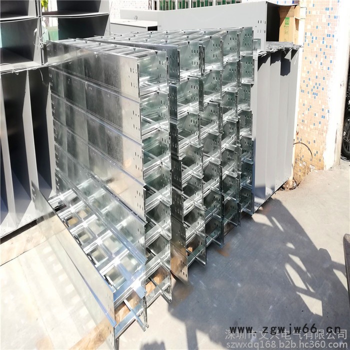 铝合金机房走线桥架 金属梯形线槽批发 100*100 梯式电缆桥架接片红兴梯式镀锌桥架400*200*1.5梯形直通桥架图5