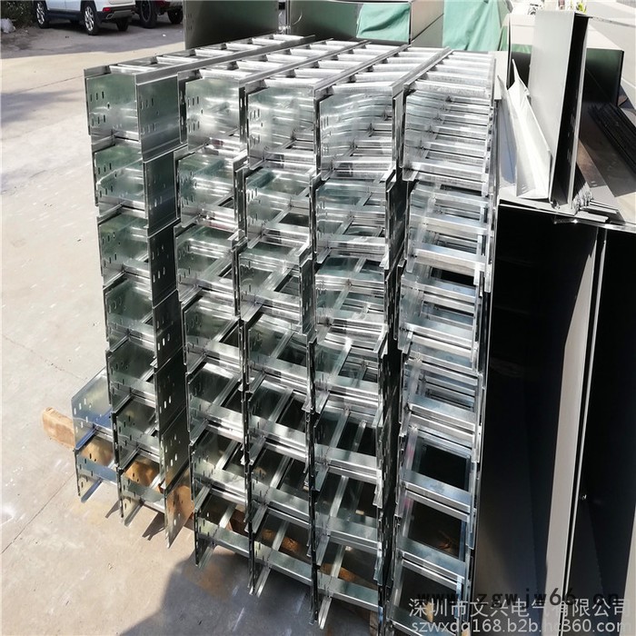 铝合金机房走线桥架 金属梯形线槽批发 100*100 梯式电缆桥架接片红兴梯式镀锌桥架400*200*1.5梯形直通桥架图3