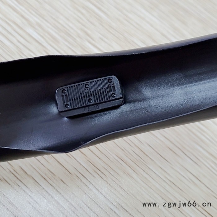 压力补偿式滴灌管在滴灌工程中安装及注意事项图2