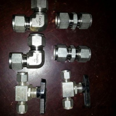 库存甩货世伟洛克SwagelokSS-12MO-1-8RT双卡套式直通中间接头