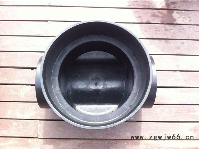 315 350 450 630 700 1000 1200 直通流槽 污水井座 塑料检查井污水井 小区市政雨水井**图2