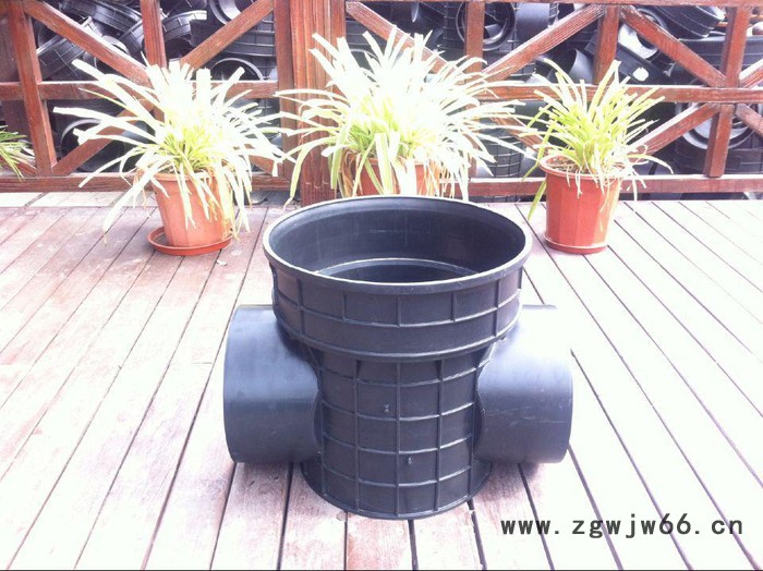 315 350 450 630 700 1000 1200 直通流槽 污水井座 塑料检查井污水井 小区市政雨水井**图3