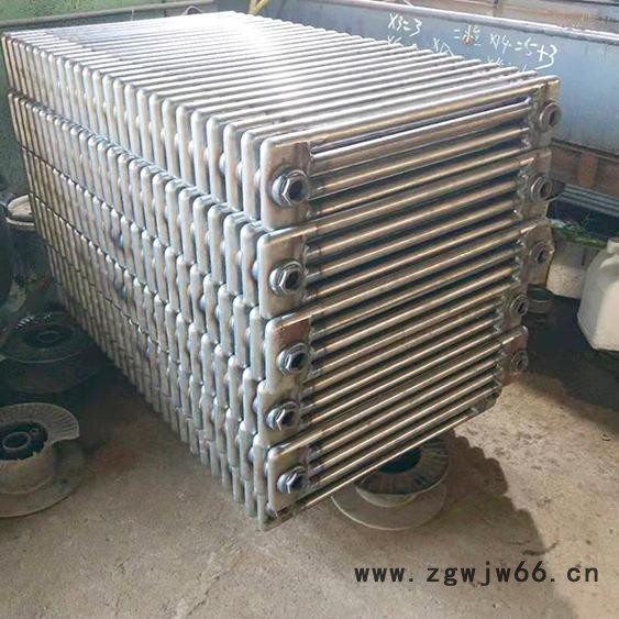 钢四柱散热器 钢柱散热器 QFGZ406燃气散热器 泽臣图3