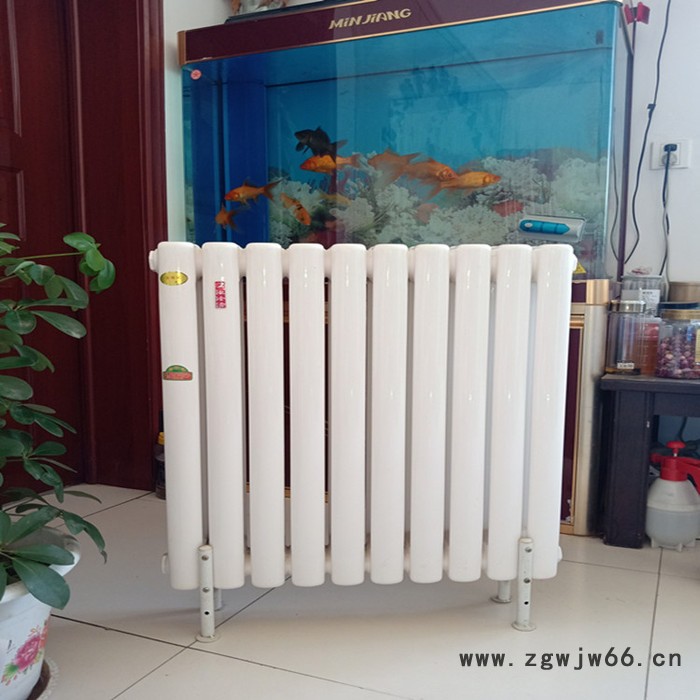 钢二柱散热器 家用暖气片 钢柱暖气片 钢制散热器 歆金鑫图3