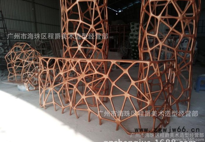 程爵雕塑专业生产罗马柱 玻璃钢欧式透光镂空柱 玻璃钢柱子图2