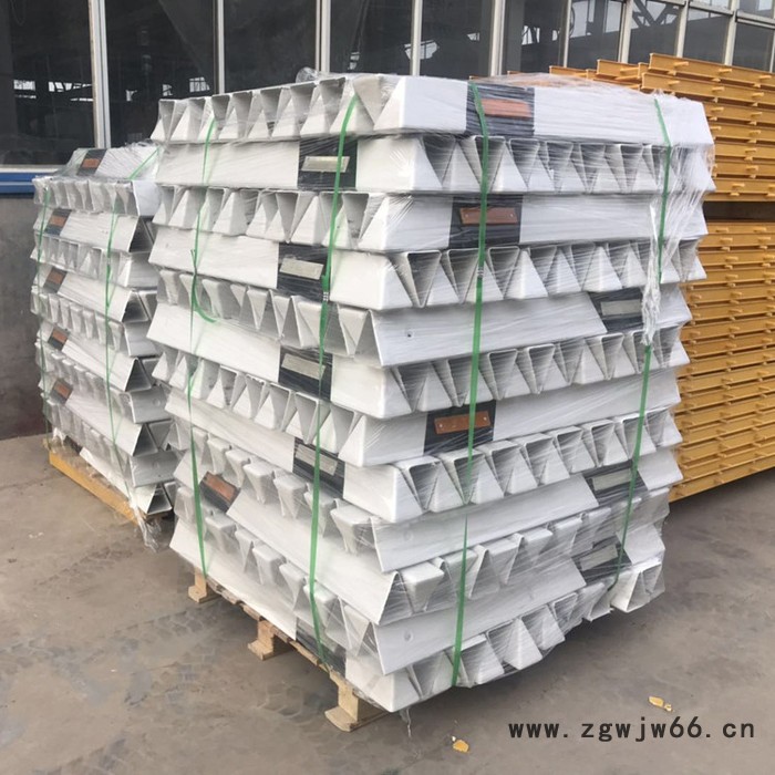 真旺 柱式轮廓标 轮廓标 玻璃钢柱式轮廓标 PVC柱式轮廓标图4