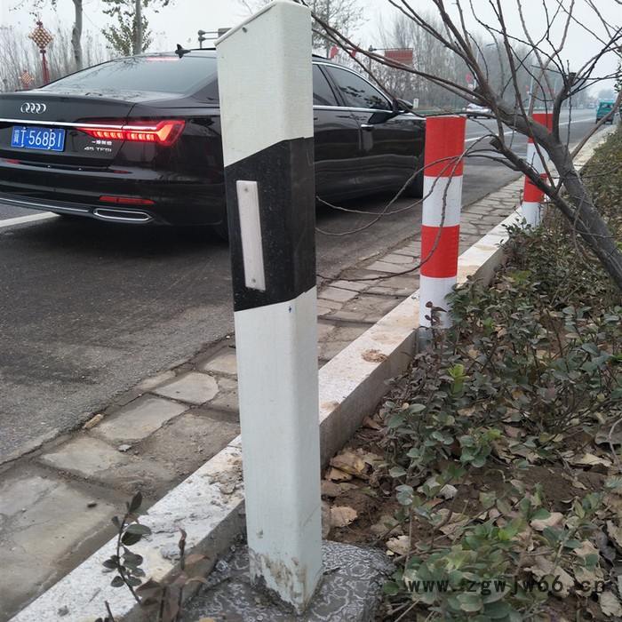 广丰 玻璃钢柱式轮廓标 高速公路柱式轮廓标 厂家现货销售