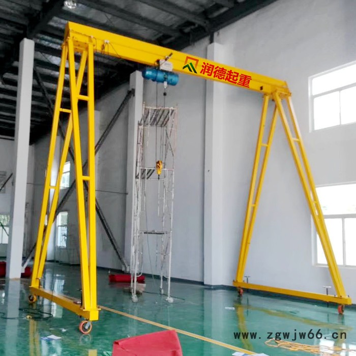 定做8吨龙门吊 鲁起重工 MH吊钩门式起重机 门式起重机配件厂家图6