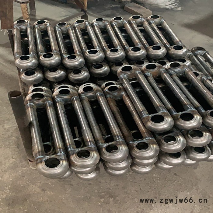 鹤壁钢柱暖气片  钢三柱暖气片 钢制柱型暖气片厂家 钢制柱型暖气片