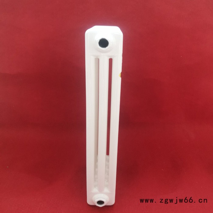 钢三柱暖气片 钢三柱散热器 钢柱暖气片 春烨 生产厂家图2