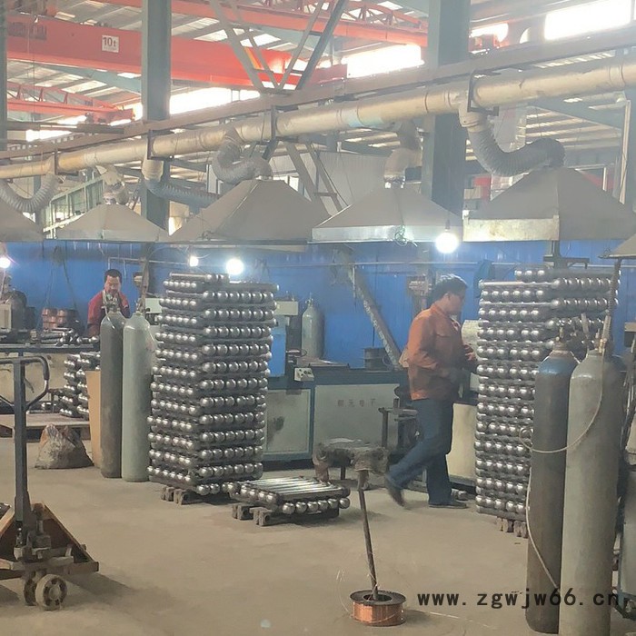 加工定制  钢制二柱散热器 钢制柱型暖气片 钢制柱型散热器 工程水暖散热器 钢柱型暖气片 柱式钢二柱暖气片图7