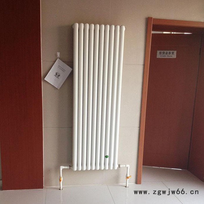 程越 钢制柱型散热器 钢柱暖气片 钢二柱图4