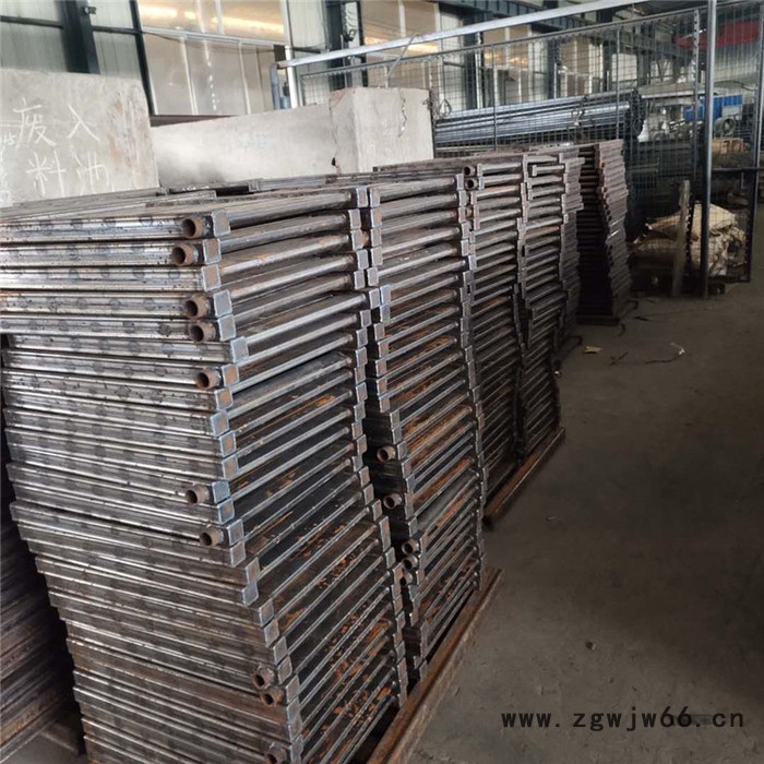 钢柱暖气片 钢柱暖气片鑫祥春 厂家生产图2