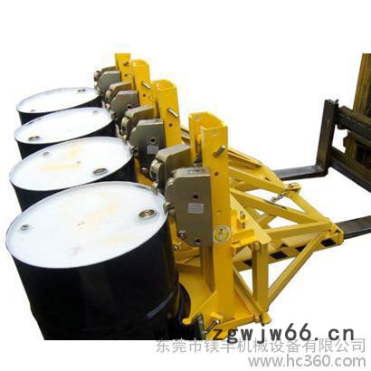 夹四桶油桶夹具多少钱 一次性夹4个圆桶夹具 叉车专用四桶夹 油桶抓钩图3