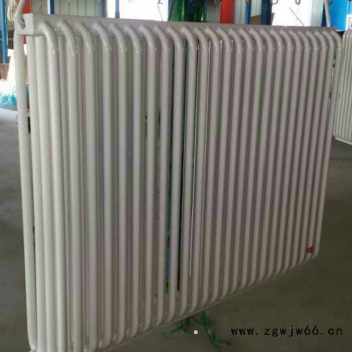 英俊德亿  钢制柱式G3散热器  钢柱暖气片  钢制柱式散热器  钢钢三柱暖气片图3