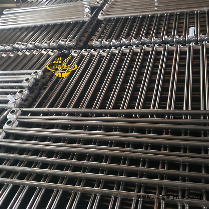 中春暖通  钢三柱暖气片 钢柱散热器 工程钢制暖气片 家用钢制柱型暖气片图6