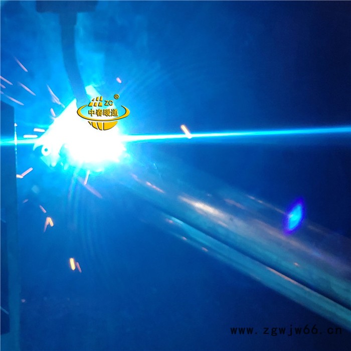 中春暖通  钢三柱暖气片 钢柱散热器 工程钢制暖气片 家用钢制柱型暖气片图5