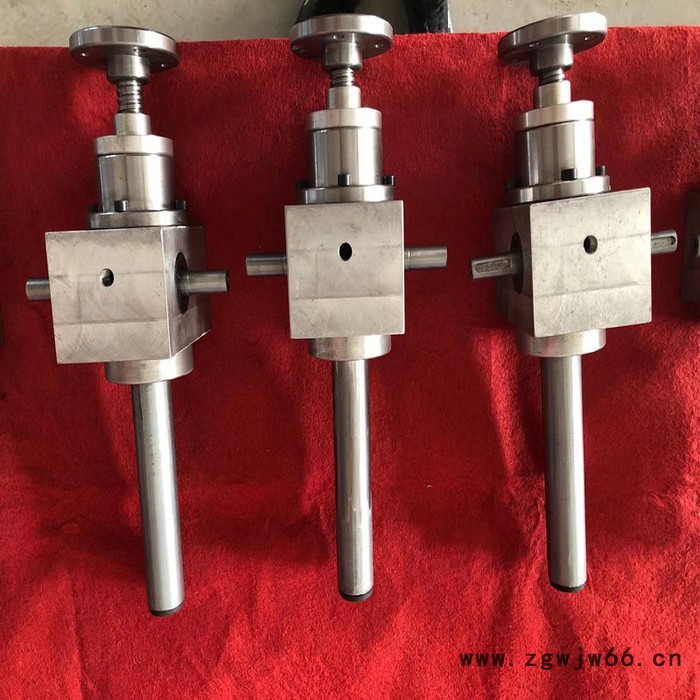 利辰 滚珠丝杆升降机 手摇丝杆升降机价格