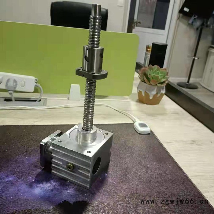 利辰 滚珠丝杆升降机 手摇丝杆升降机价格图6