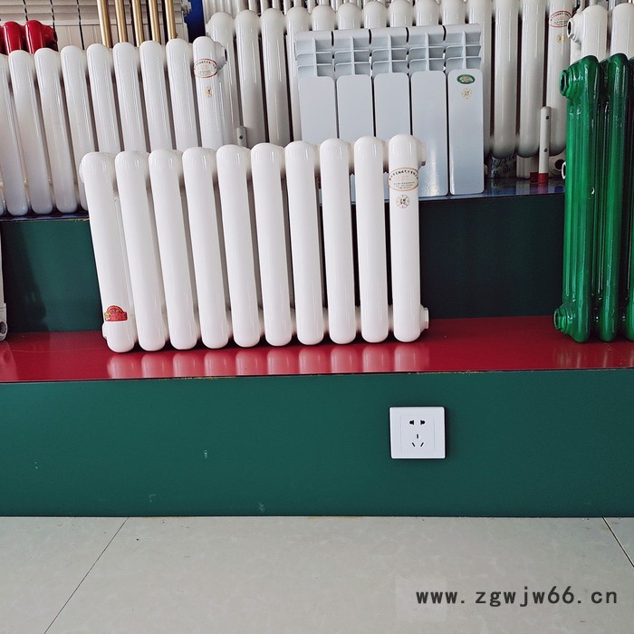昕信义GZ02 钢柱散热器 家用工程用散热器 钢二柱暖气片