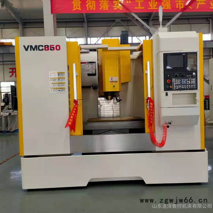 VMC加工中心cnc850  台湾三线滚珠图2