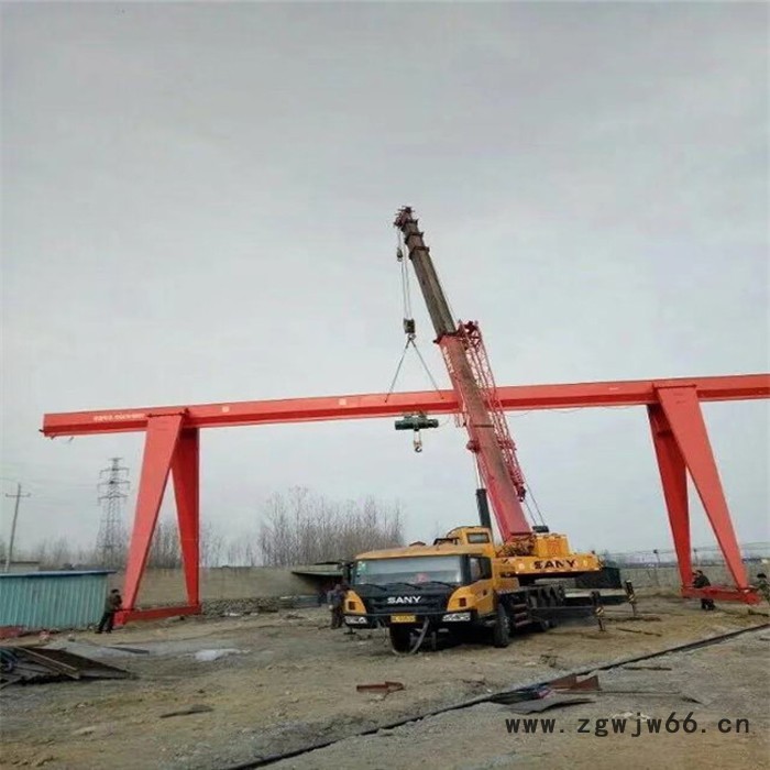 【山东鲁新】直销双梁门式起重机  吊钩门式起重机欢迎选购图2