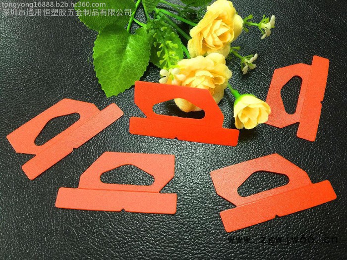 通用恒供应三角挂钩塑料吊钩飞机孔挂钩展示挂钩彩盒挂扣上下按扣两件套图3