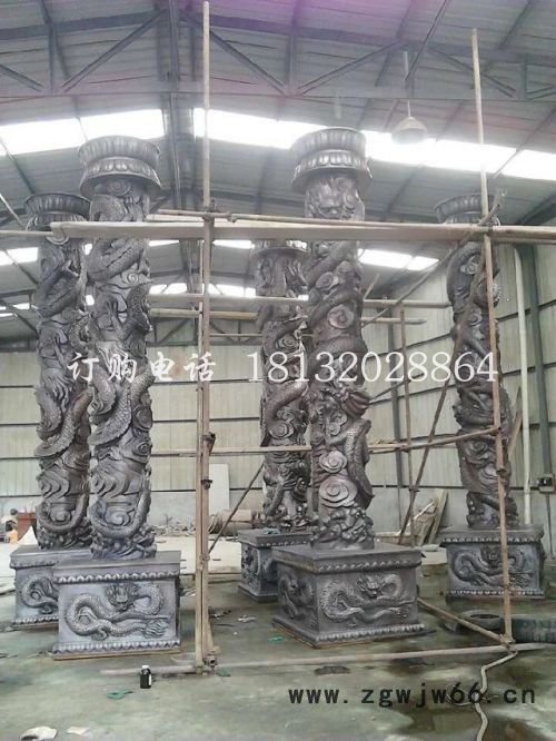 仿铜龙柱雕塑广场玻璃钢柱子雕塑
