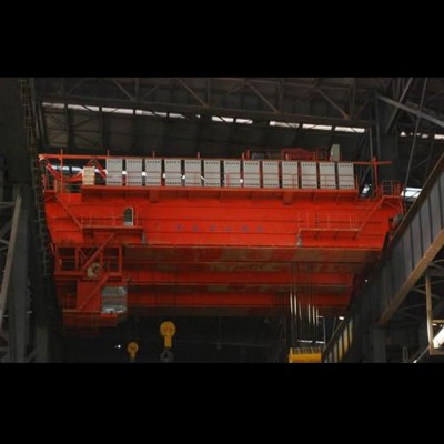 鲁新供应YZ型铸造起重机 双梁吊钩桥式起重机75-550吨