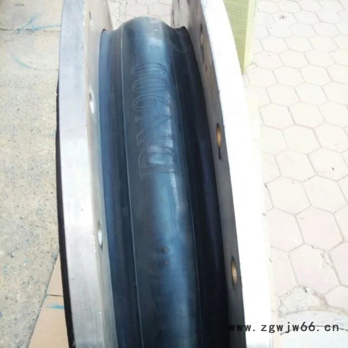 福硕 单球体橡胶接头 卡箍式橡胶接头图5