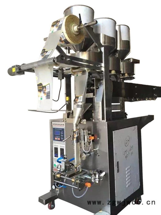 蜜饯果脯包装机 袋装五金滚珠包装机 供应小型立式食品糖果包装机图6