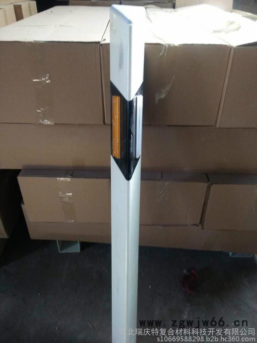 厂家供应玻璃钢柱式轮廓标图4