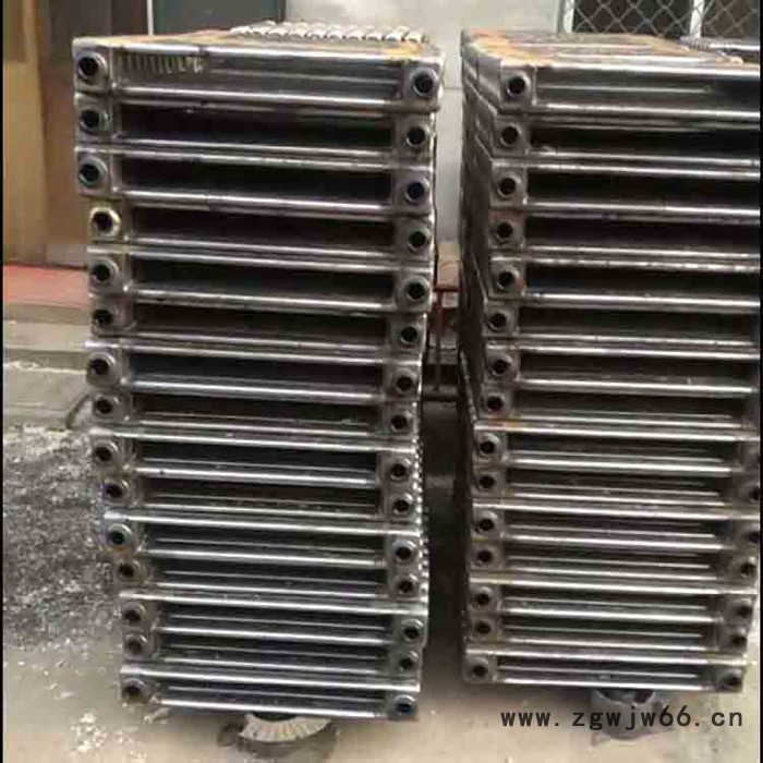 加工定制  家用低碳钢二柱暖气片 钢制柱型暖气片 钢制柱型散热器 钢制双柱暖气片 钢柱型暖气片 暖气片钢制二柱图2