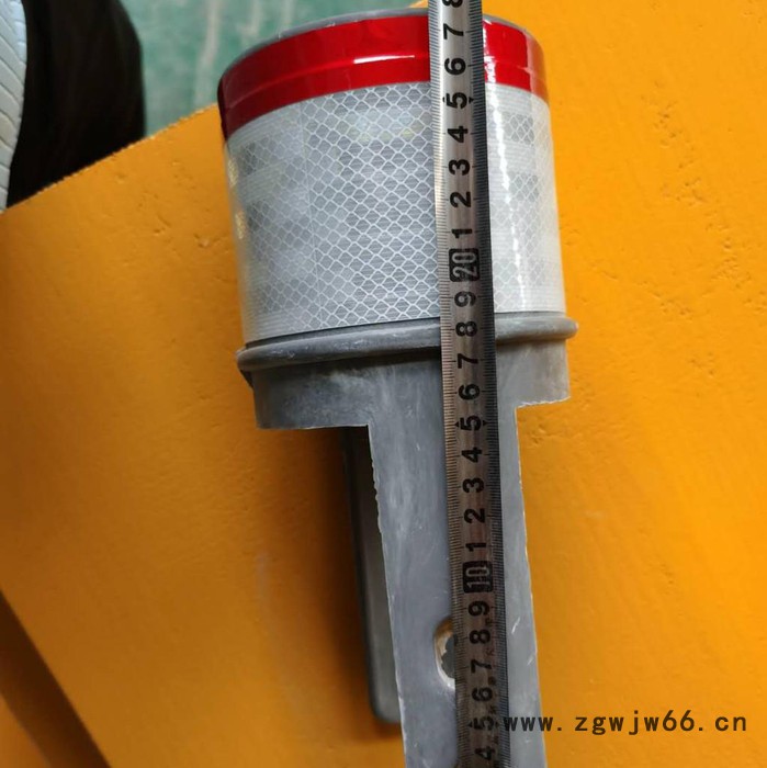 睿安 轮廓标 玻璃钢柱式轮廓标 圆柱帽式轮廓标 高速公路隧道轮廓标 欢迎来电咨询图6