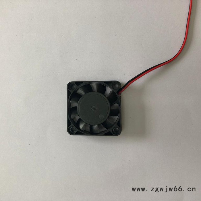 供应齐恒达  24V双滚珠结构静音长寿命散热风扇 工业风扇生产厂家图4