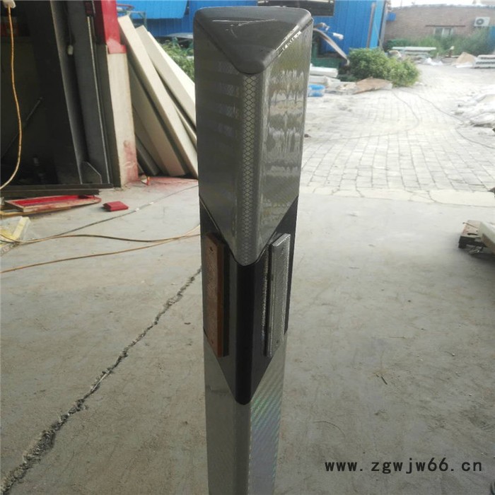 鸿泰胜  玻璃钢柱式轮廓 玻璃钢轮廓桩 轮廓标 玻璃钢轮廓桩 高速公路反光警示桩图5