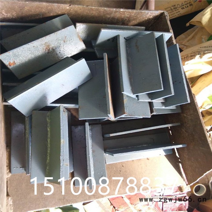 齐鑫 卡箍型导向管托 卡箍型滑动管托 止推管托 焊接型滑动管托 管道管托 质量保证 发货及时图3