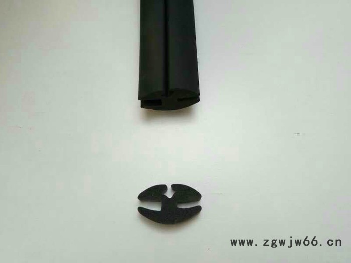 星星供应三元乙丙卡箍U型包边条卡箍橡胶条图6