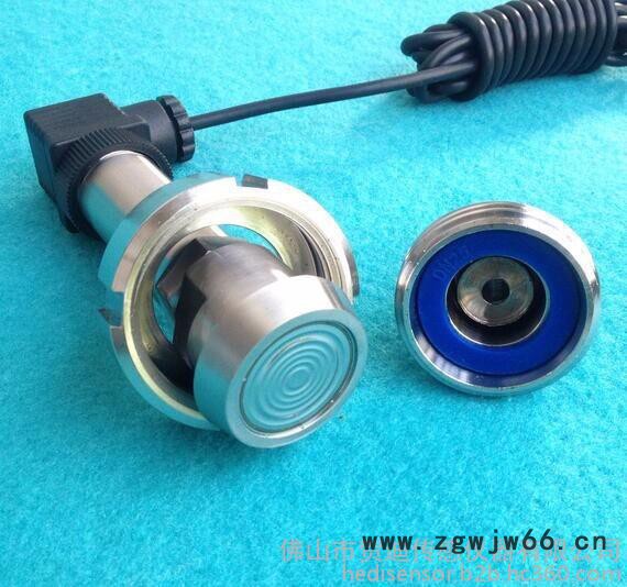 贺迪HDP503K卡箍式压力变送器，采用卡箍、活螺纹、宝塔嘴等不锈钢快速连接方式，以满足不同的安装须求.图2