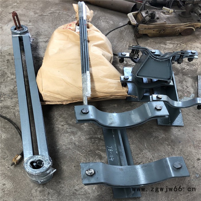 ZT-1-350止推管托 ZT-1-500卡箍型止推管托 齐鑫供应图3