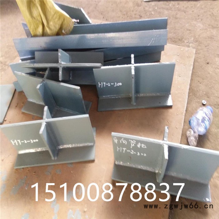 齐鑫HK-2 卡箍型导向管托 卡箍型滑动管托 导向管托 石油化工标准图2