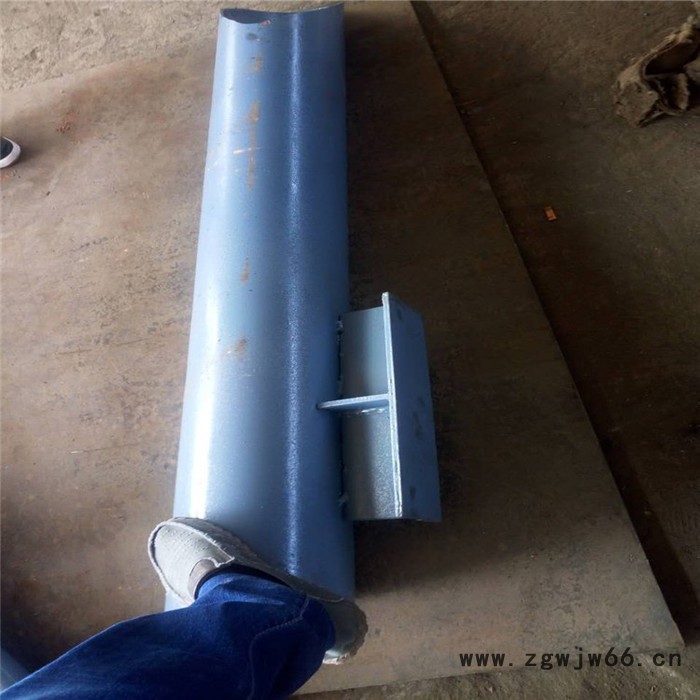 厂家供应LT-3-3卡箍型立管支托管夹滑动支座图3