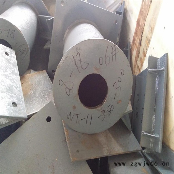 厂家供应LT-3-3卡箍型立管支托管夹滑动支座图4