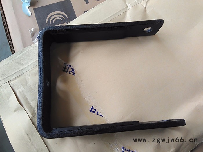 宇通客车配件 2912-01439 后钢板弹簧上卡箍 原厂配件图3