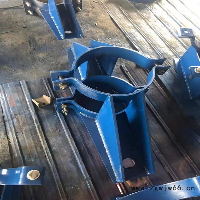 齐鑫石油化工生产卡箍型导向管托DN300止推挡块弯头支托WT-1图4