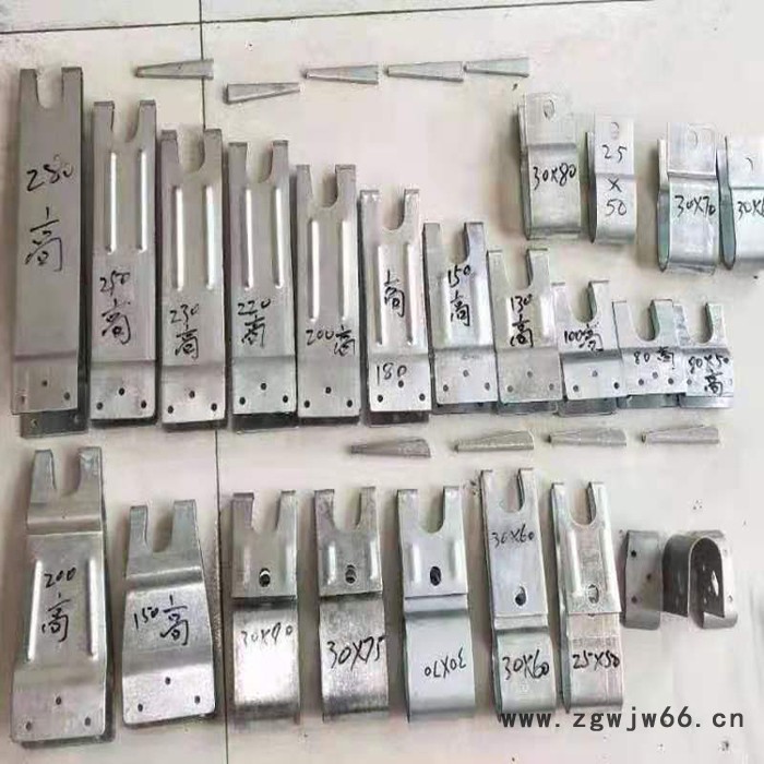 椭圆管大棚连接件卡箍 铝合金卡槽 U型抱箍 大棚配件压膜卡图2